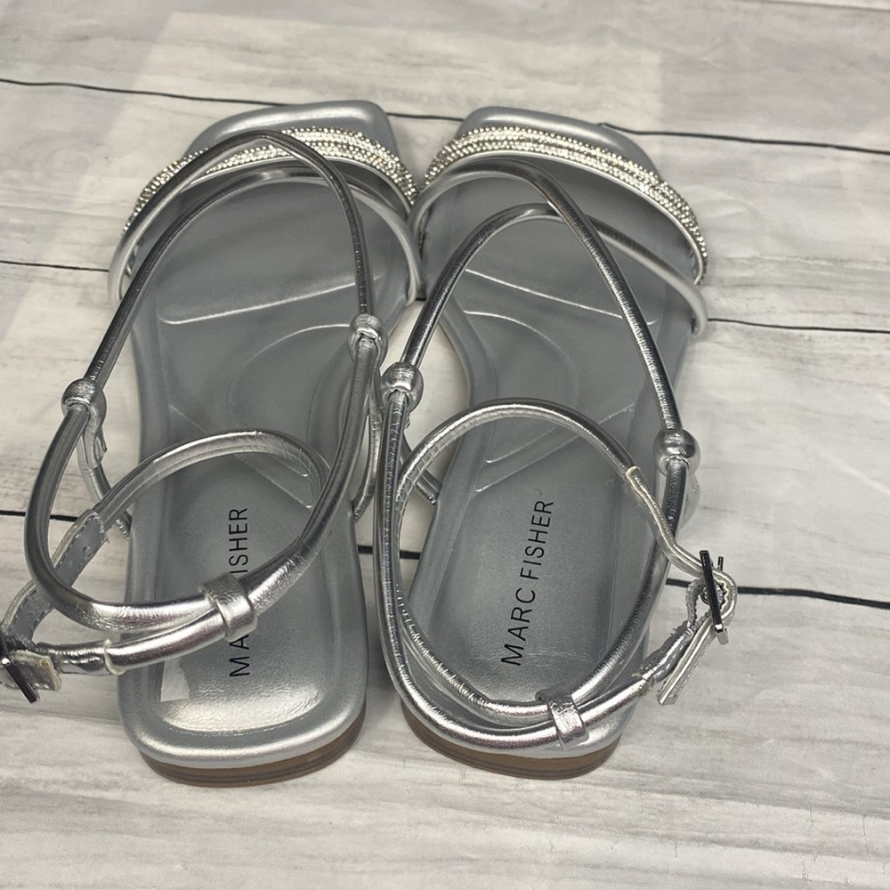 Marc Fisher Silver Rhinestone Strappy Sandals Sz 8M NWOT - Picture 5 of 10